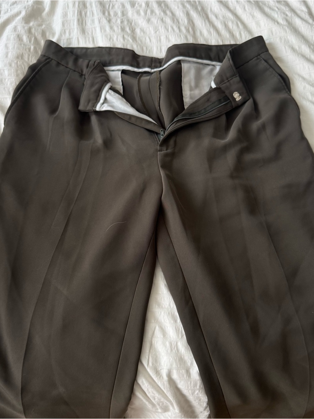 Geoffrey Beene Two-Tone Waistband Pants in Olive and Light Gray